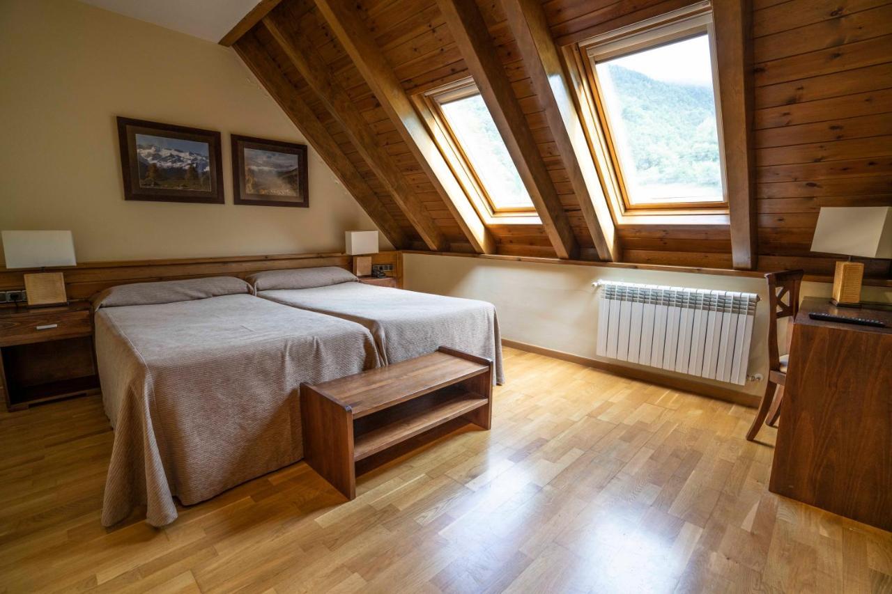 Hotel & Restaurante Pena Arrós Kültér fotó